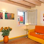 Casa Nova * Μπουράνο